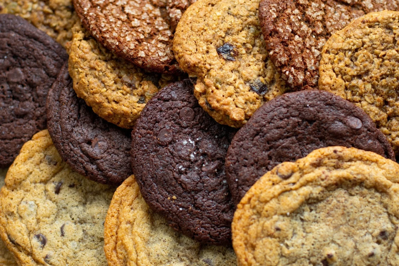assortmentbox-cookie_Crust_bakery_Fenton_MI assortmentbox-cookie_Crust_bakery_Fenton_MI