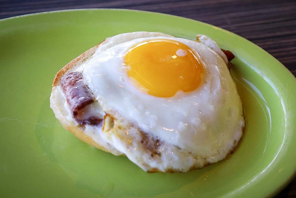 Bialy Fix - Bacon, cheddar, and sunny side up egg