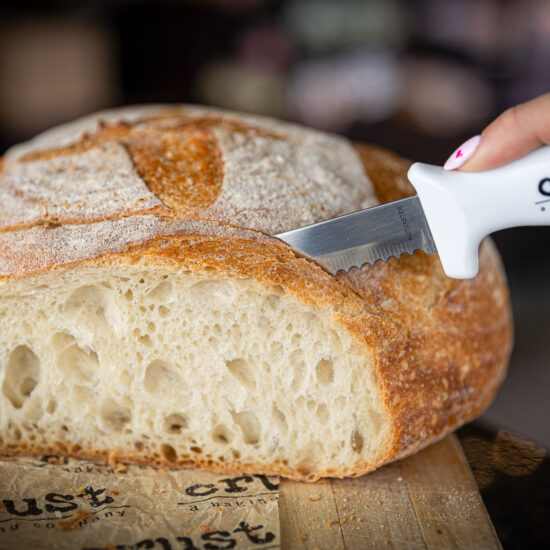 Knives 20 CRUST a baking company 1650px